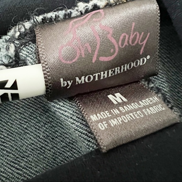 OH BABY by MOTHERHOOD MATERNITY denim jean shorts EUC size MEDIUM 5 pocket - Picture 4 of 4
